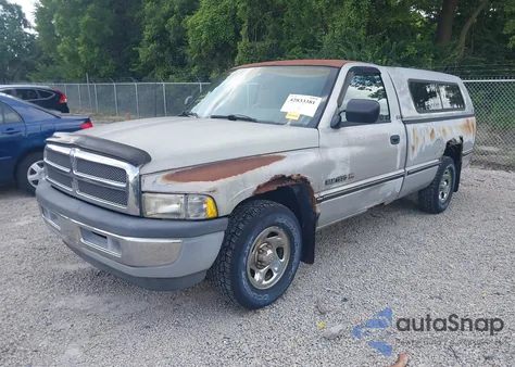 1995 Dodge Ram 1500 z USA, uszkodzony, nr VIN 1B7HC16Y0SS304370